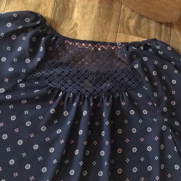 Bohemian Tassel Tie Blouse - Picture 5 of 7